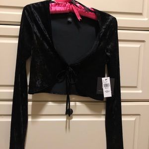 NWT Black Velvet Crop Tie Top